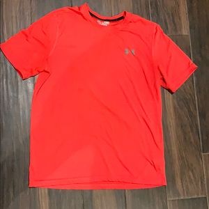 UA Men’s S red